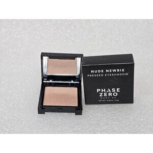 Phase Zero Pressed Eyeshadow Nude Newbie Makeup 2.5g Compact